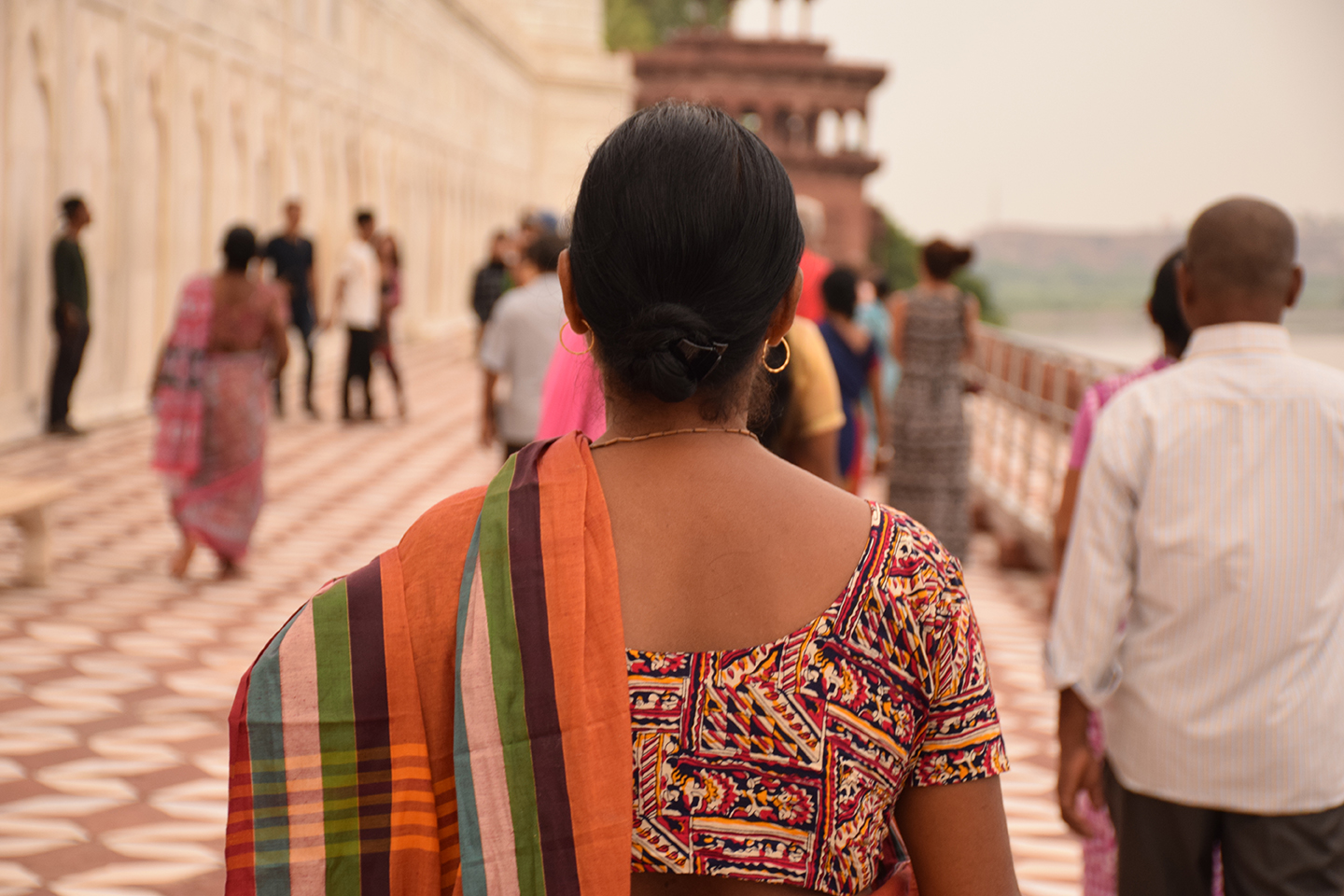 photo_indian_woman_back